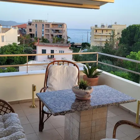 Vivere Terrace Seaside Kalamata * Faraí