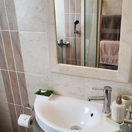 Vivere Terrace Seaside Kalamata Appartamento Faraí